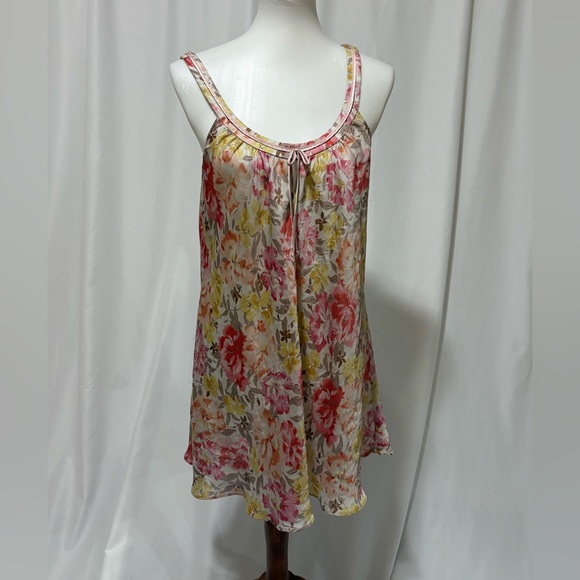 Oscar de la Renta Dresses & Skirts - Oscar de la Renta slip